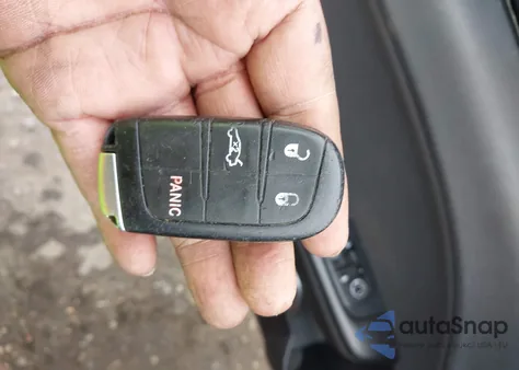 2018 Dodge Challenger Sxt из США, поврежденный, VIN 2C3CDZAGXJH271411